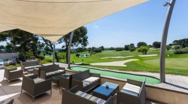 Appartement Cosy Avec Climatisation Reversible Golf De Saumane Esterno foto